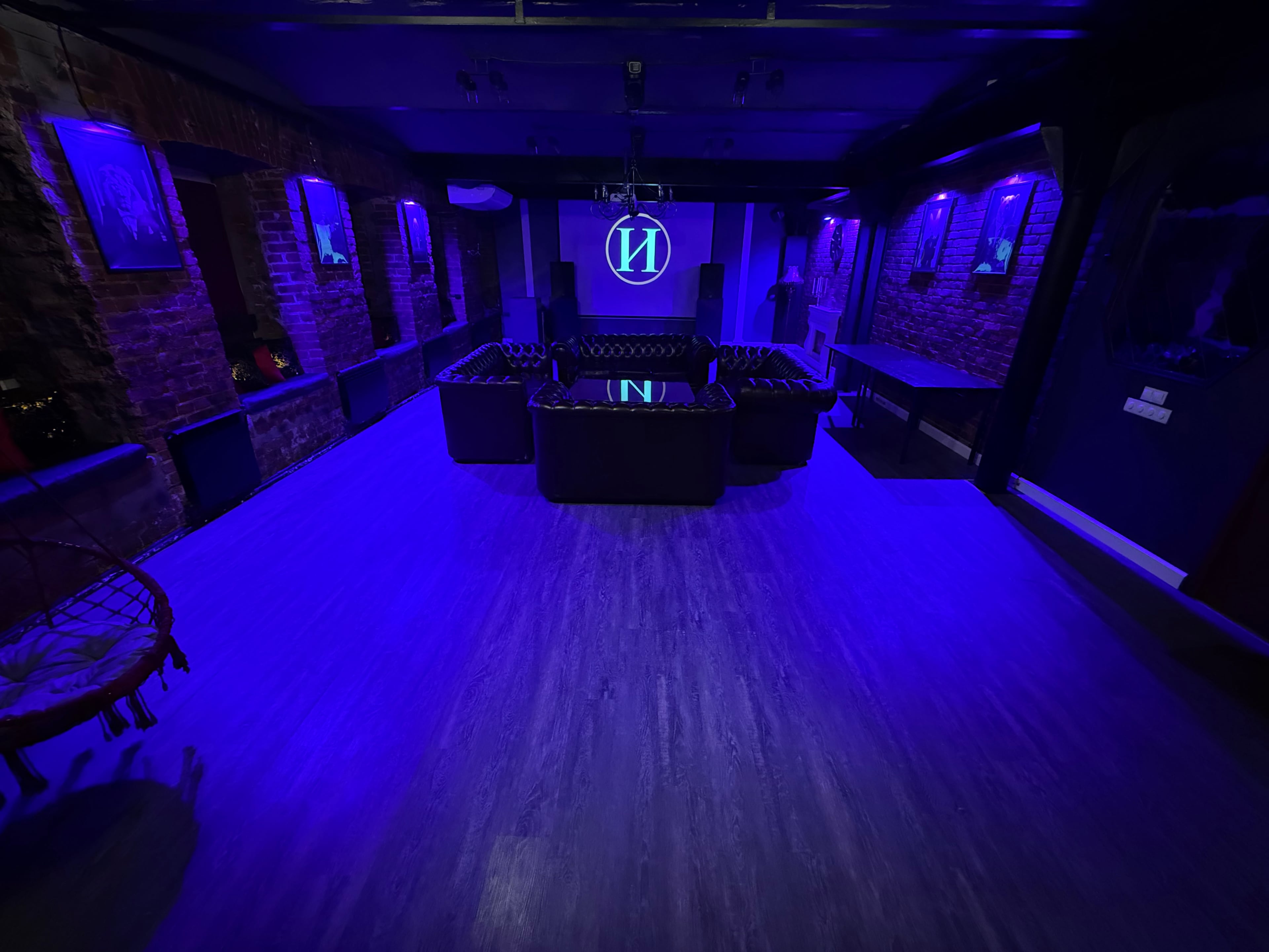 Фотография площадки Яркое, атмосферное и уютное лофт-пространство