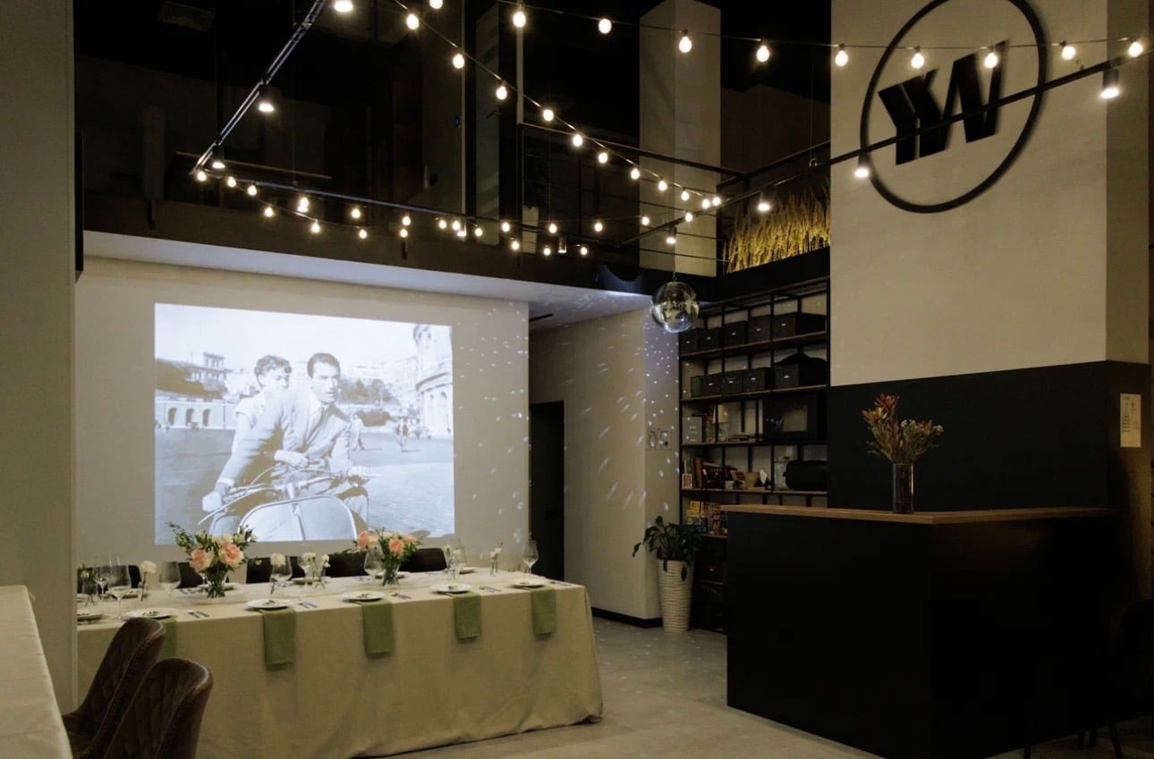 Фотография площадки Стильный лофт с панорамными окнами